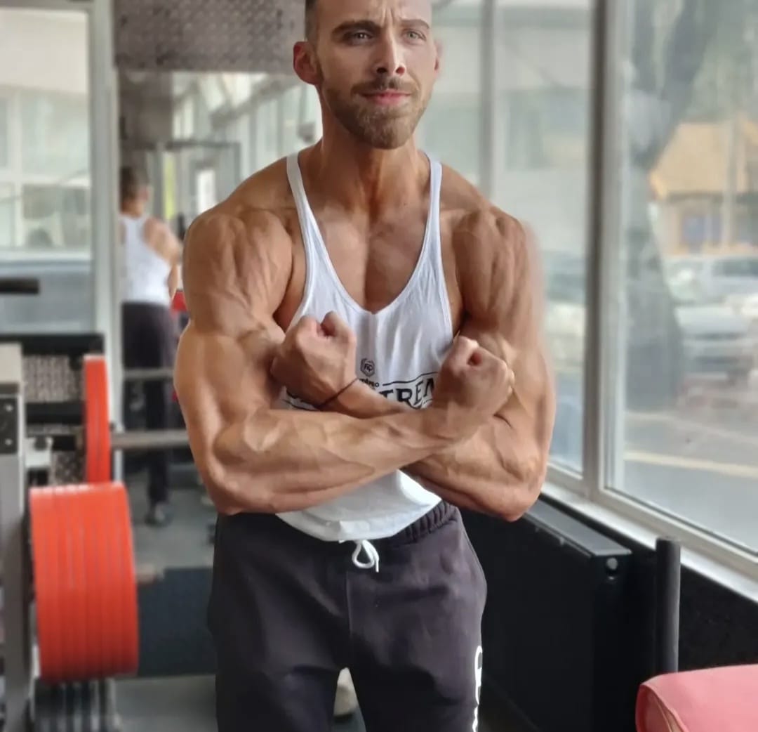 Andrei Stefaniu antrenând